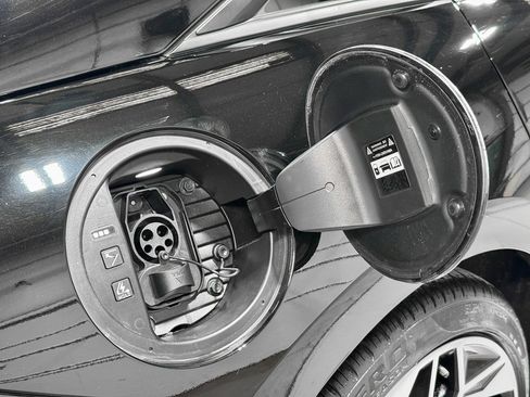 Used 2024 Hyundai Ioniq 6 SEL image 5