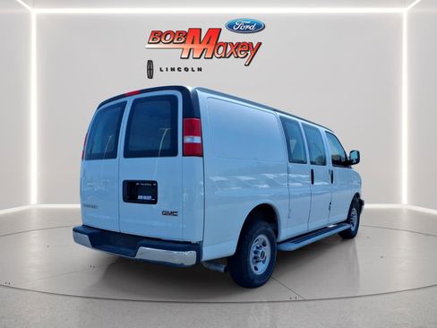 Used 2024 GMC Savana 2500 w/ Driver Convenience Package RWD image 7