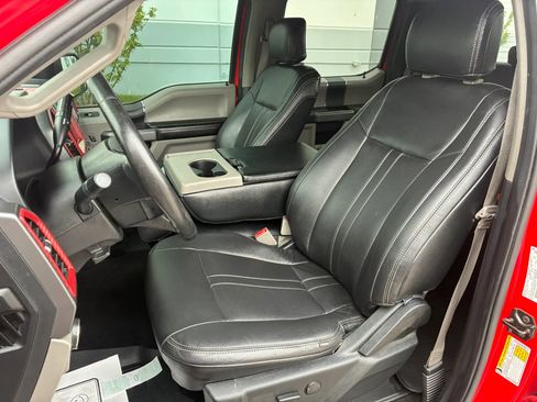 Used 2019 Ford F150 XLT w/ Equipment Group 301A Mid AWD/4WD image 10