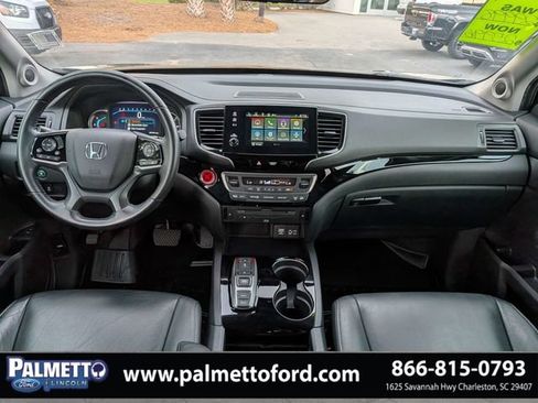 Used 2020 Honda Pilot Touring image 17