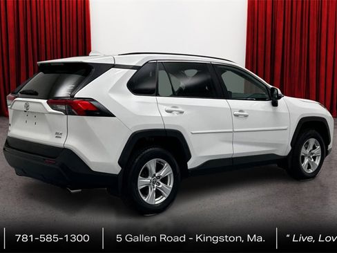 Certified 2021 Toyota RAV4 XLE image 5
