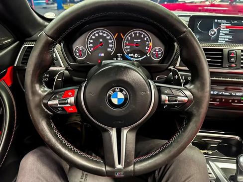 Used 2016 BMW M4 Convertible RWD image 22
