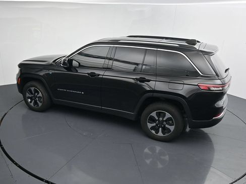 Used 2024 Jeep Grand Cherokee Limited 4xe AWD/4WD image 24