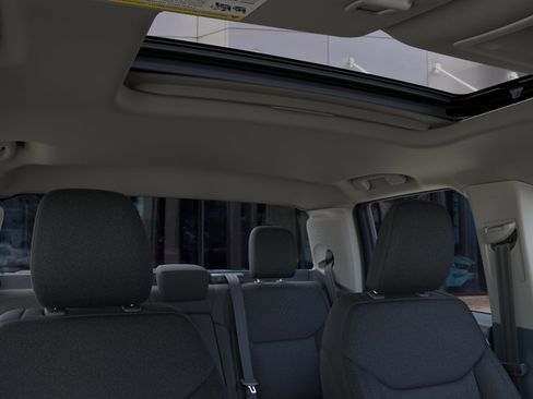 New 2025 Ford Maverick XLT w/ XLT Luxury Package image 12