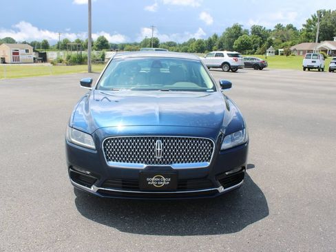 Used 2017 Lincoln Continental Reserve w/ Climate Package FWD image 3