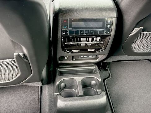 New 2026 Jeep Grand Cherokee L Limited AWD/4WD image 19