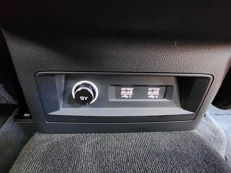 Used 2019 Audi Q8 Prestige w/ Luxury Package AWD/4WD image 84
