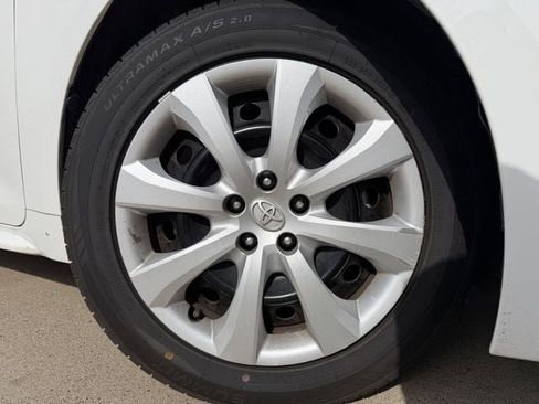 Certified 2024 Toyota Corolla LE image 10