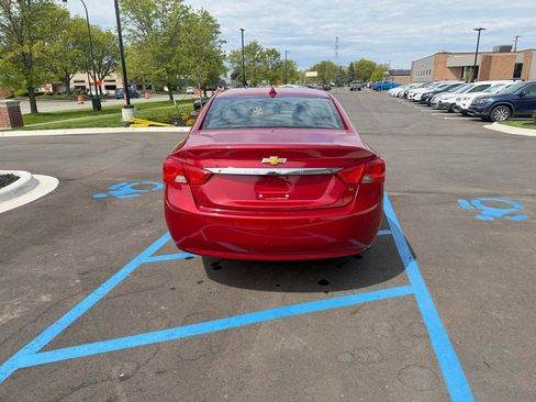 Used 2014 Chevrolet Impala LT w/ Convenience Package FWD image 6
