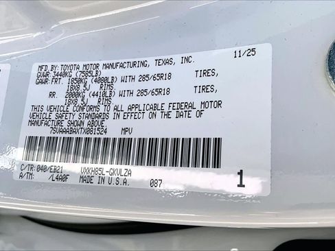 Used 2026 Toyota Sequoia TRD Pro AWD/4WD image 36