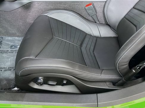 Used 2026 Chevrolet Corvette Stingray Preferred Cpe w/ Z51 Performance Package RWD image 20