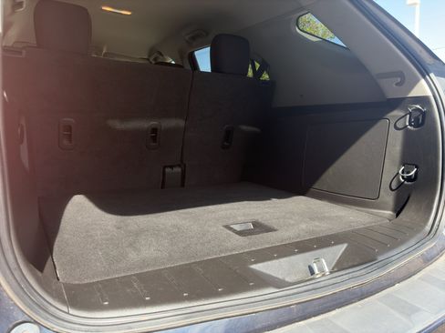 Used 2015 Chevrolet Equinox LT AWD/4WD image 11