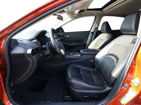 Used 2021 Nissan Altima 2.5 SR w/ SR Premium Package FWD image 15