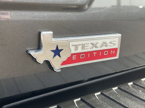 Certified 2018 Ford F150 XLT w/ Equipment Group 302A Luxury image 11