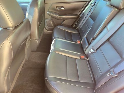 Used 2023 Nissan Sentra SR w/ SR Premium Package image 14