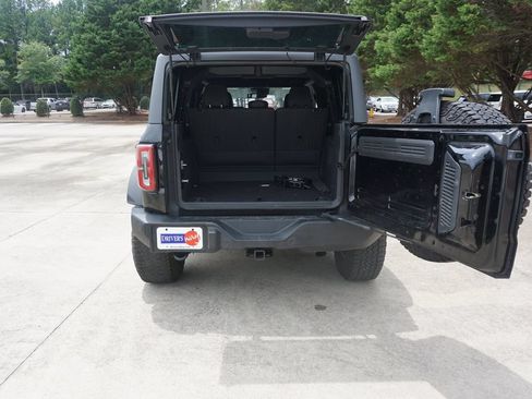 Used 2023 Ford Bronco Wildtrak AWD/4WD image 14