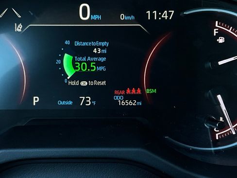 Used 2025 Toyota RAV4 XLE w/ Weather Package image 39