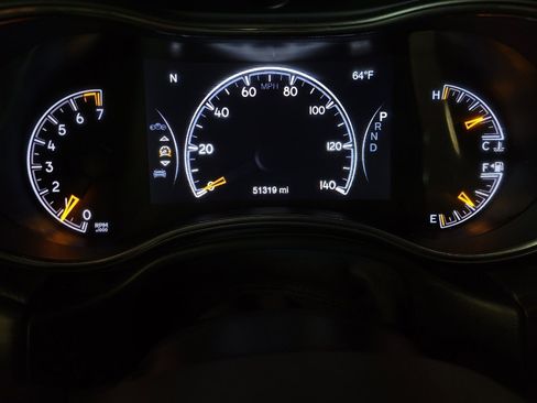 Used 2019 Jeep Grand Cherokee Limited X RWD image 23