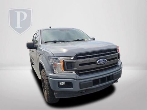 Used 2019 Ford F150 XLT w/ Equipment Group 302A Luxury AWD/4WD image 13