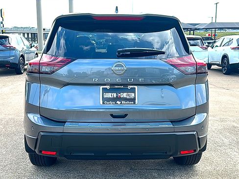 New 2026 Nissan Rogue SV w/ Cold Weather Package image 7