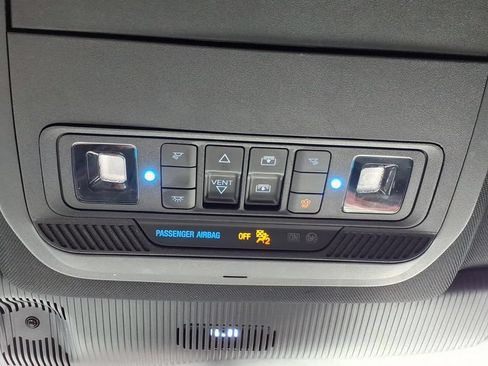 Used 2025 Ford Explorer ST AWD/4WD image 32