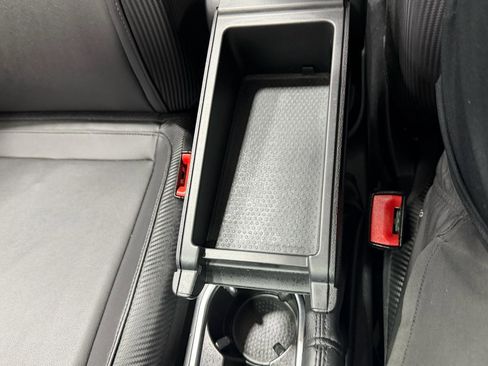 Used 2015 Volkswagen Beetle 1.8T image 32