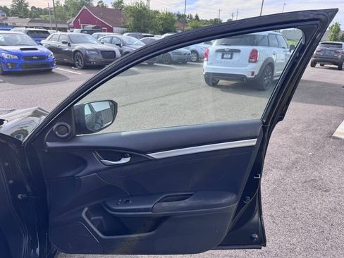 Used 2020 Honda Civic EX image 16