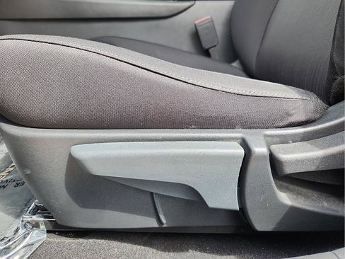 Used 2024 Nissan Sentra SV FWD image 13