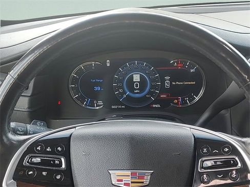 Used 2018 Cadillac Escalade ESV Luxury image 15