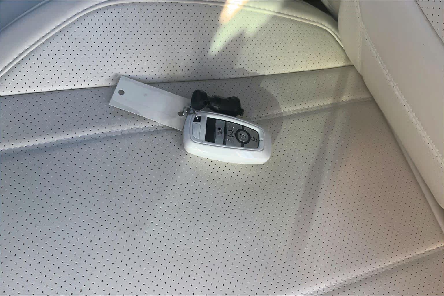 Used 2024 Ford Bronco Heritage Edition AWD/4WD image 15