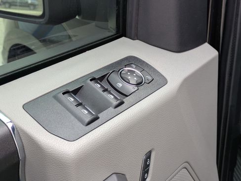 Used 2019 Ford F150 XLT w/ Equipment Group 301A Mid image 12