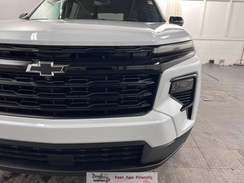 New 2026 Chevrolet Traverse LT w/ Midnight/Sport Edition FWD image 12