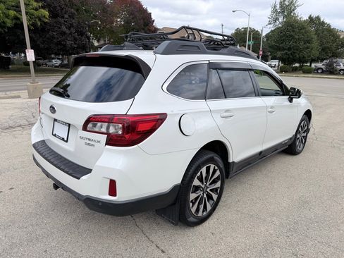 Used 2017 Subaru Outback 3.6R Limited image 7