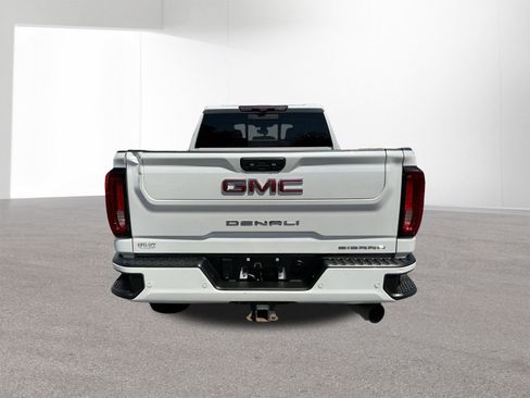 Used 2023 GMC Sierra 2500 Denali w/ Denali Ultimate Package AWD/4WD image 4