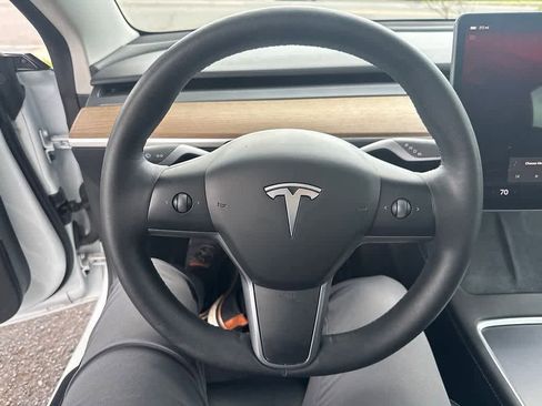 Used 2023 Tesla Model 3 Performance AWD/4WD image 11