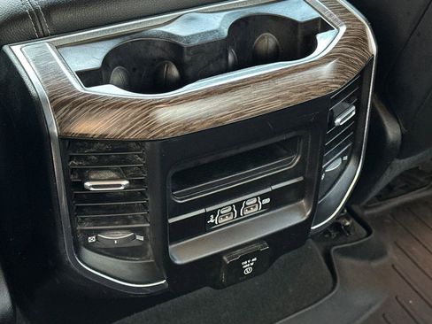 Used 2020 RAM 1500 Laramie image 13