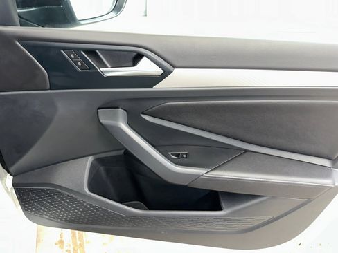 Used 2024 Volkswagen Jetta Sport image 26