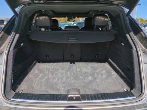 Used 2020 Porsche Cayenne image 14