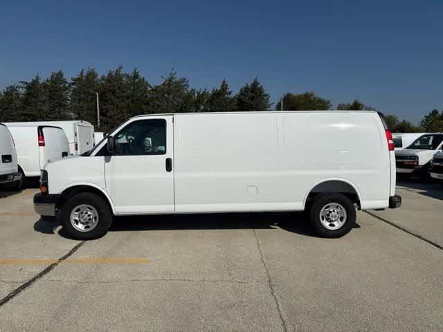 New 2025 Chevrolet Express 3500 Extended w/ Driver Convenience Package RWD image 28