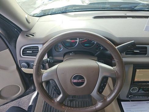 Used 2011 GMC Sierra 3500 SLT w/ SLT Convenience Package image 40