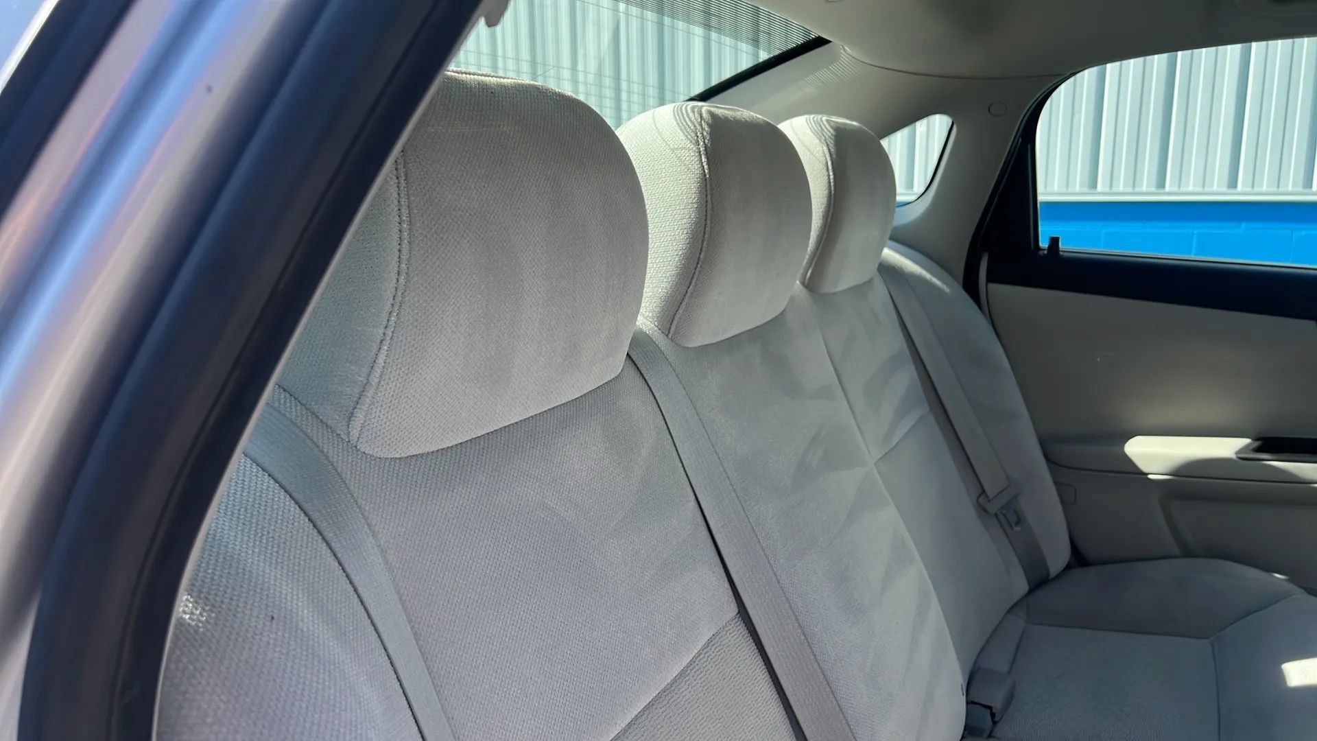 Used 2011 Chevrolet Impala LT FWD image 16