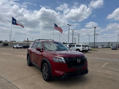 Certified 2023 Nissan Pathfinder SV w/ Lighting Package (N92)