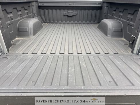 Used 2025 Chevrolet Silverado 1500 LT image 29