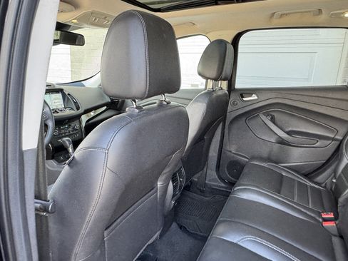 Used 2017 Ford Escape Titanium w/ Equipment Group 301A AWD/4WD image 29
