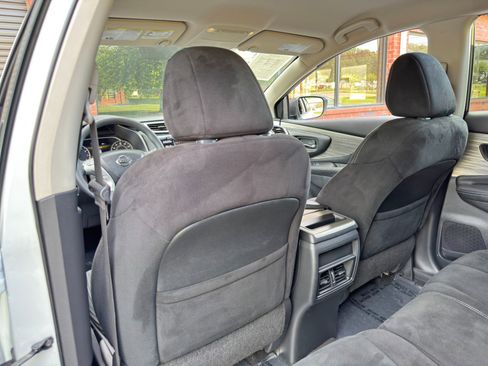 Used 2016 Nissan Murano S FWD image 27