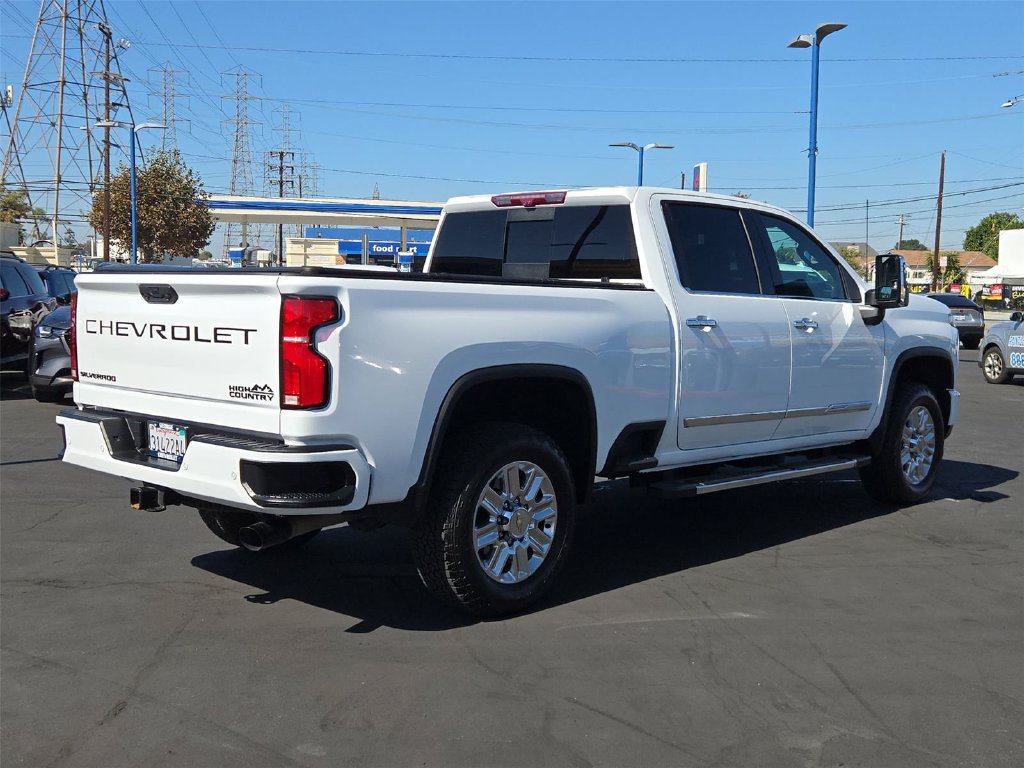 Certified 2024 Chevrolet Silverado 2500 High Country w/ High Country Premium Package AWD/4WD image 31