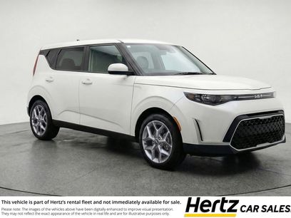 Used 2025 Kia Soul LX w/ LX Technology Package
