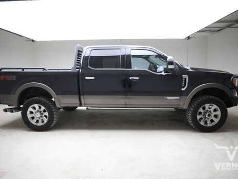 Used 2019 Ford F250 King Ranch w/ King Ranch Ultimate Package AWD/4WD image 5