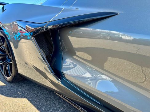 Used 2024 Chevrolet Corvette Z06 w/ Z07 Performance Package image 33