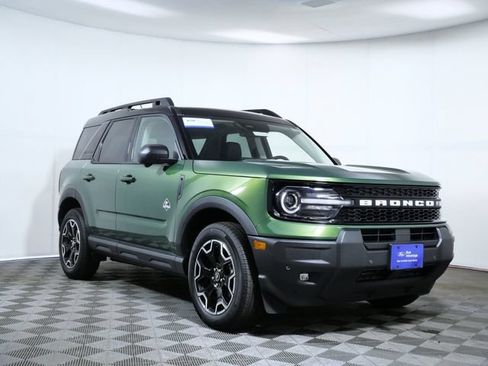 Certified 2025 Ford Bronco Sport Outer Banks w/ Outer Banks Tech Package+ AWD/4WD image 1